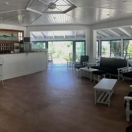 Lofos Strani Hotel