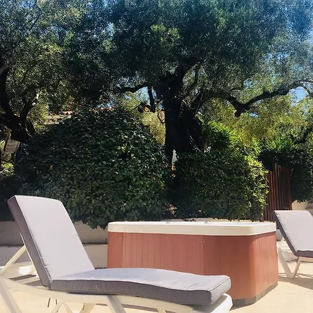 酒店 Lofos Strani 扎金索斯镇