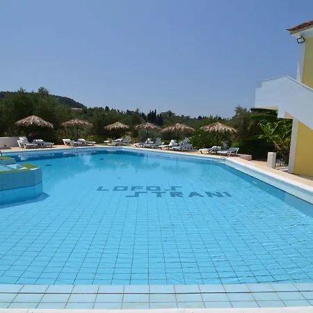 Lofos Strani Hotel
