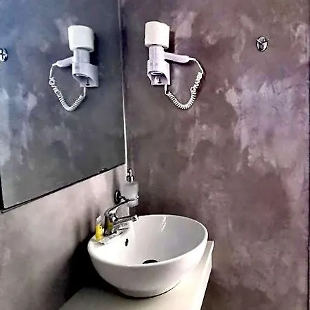 Szálloda Lofos Strani 2*