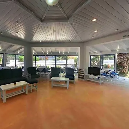 Hotel Lofos Strani
