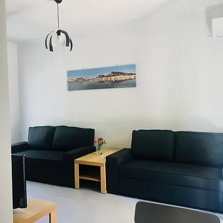 Lofos Strani Hotel